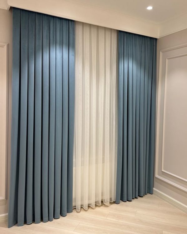Pinch Pleat Drapery in Classic Linen
